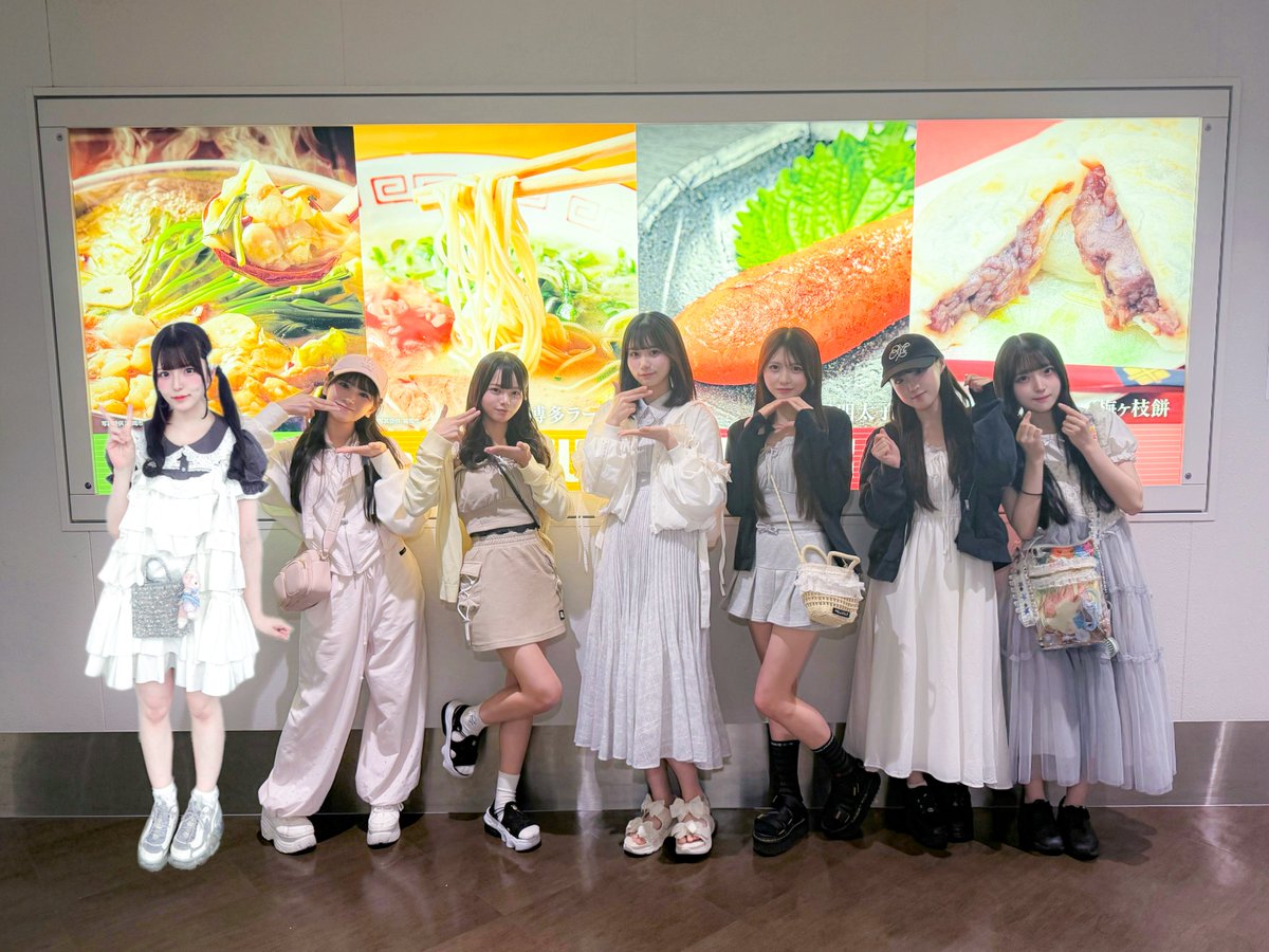 nanakoro_info's tweet photo. なんか左端のやつおかしくね？
（福岡きたっちゃんね〜🍜♡）

#ナナコロ https://t.co/ZEjDkrrFrd