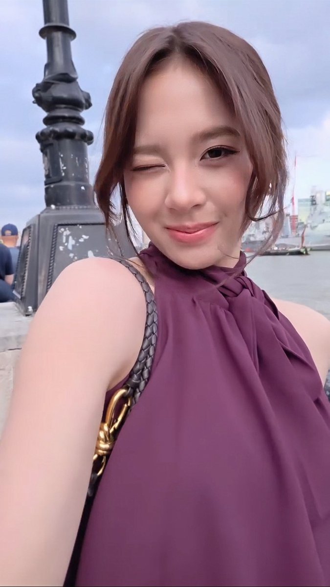 vodkadq's tweet photo. avv cantik @_zeeasadel https://t.co/EcunSUnLam