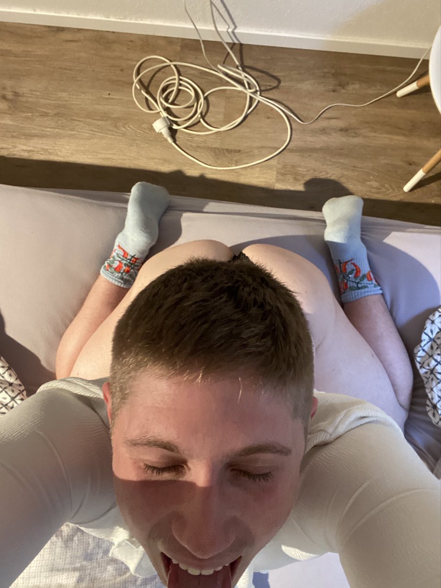 Slutofexpofug9's tweet photo. Share so that everyone knows you secretly love feminizing yourself ...

But that deep down, you absolutely adore being exposed! Sissy Slut 

#fridayfemboy #fridayfaggot #sissyexposure #femboyfriday  #femboy @SissyRica https://t.co/RxUJgxfOJJ
