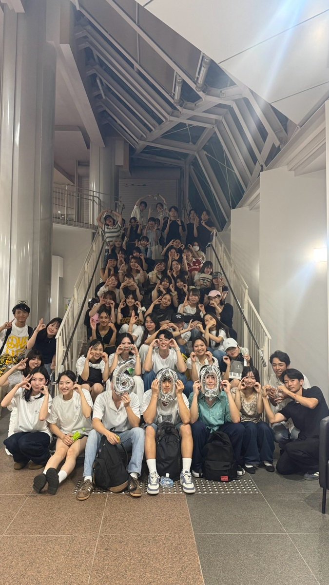 ONELIFE_0703's tweet photo. ⭐️第600回MTG⭐️
各局や各代ごとに3rdイベント、クラファンの準備を進めました💕

そして今回記念すべき回ということでONE LIFE創設者の方に来ていただき、貴重なお話を聞きました❣️

#学生団体ONELIFE #カンボジア ＃教育支援 #国際支援 #ボランティアサークル https://t.co/ppKt0BCcGa