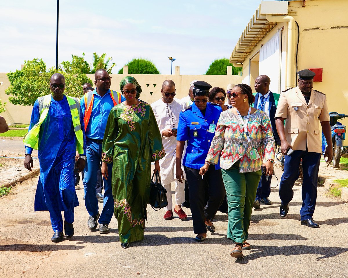 FlySkyMali's tweet photo. Du 19 au 21 juillet 2026, une délégation conduite par la Directrice Générale de Sky Mali a effectué une mission à Kayes pour rencontrer les autorités, les partenaires commerciaux et les acteurs institutionnels de la région.#SkyMali #Mali #Kayes #MissionKayes https://t.co/SYv1TiF7fy