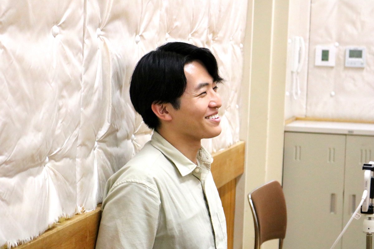 ragiragihoux's tweet photo. ╭━━━━━╮ ╭━━━━━━╮
   初日完売🙌　　日曜昼も僅か💨
╰━━ｖ━━╯ ╰━━ｖ━━━╯

ご予約有難うございます
演出 風作さんの笑い声と、吉岡さんの尺八轟く稽古場🗣️
本番も愉快にお届けしよう

いちご一族『#おハムレット』
7月25-26日SOOO dramatic! にて
https://t.co/UjfrbjdC3N https://t.co/O9j8nR50zk