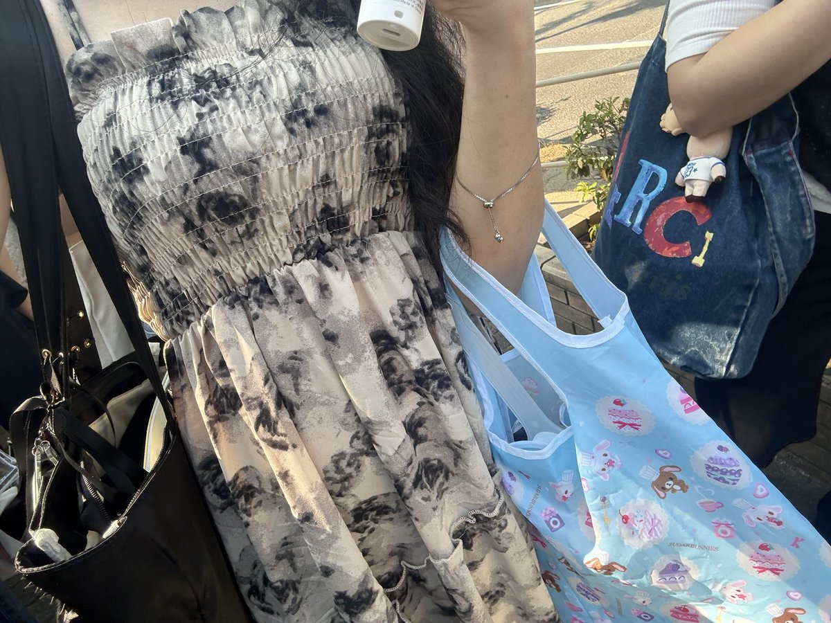 do_s2ng's tweet photo. @SLinharu50701 会場受取の裏側にいます。 https://t.co/1drfSdfkPy