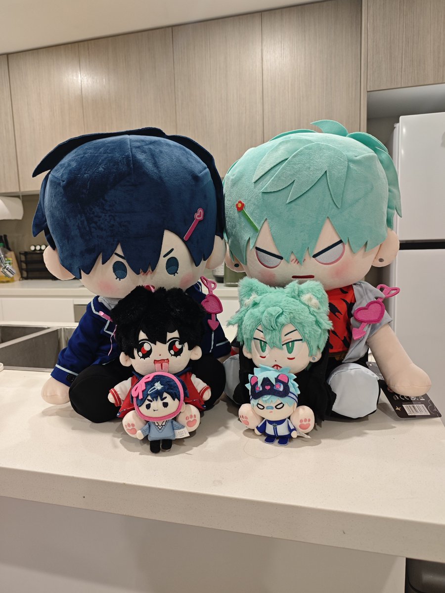 BakedMPotato's tweet photo. HOLY THEYRE FUCKING HUGE

#ivantill https://t.co/czaDqjl3vj