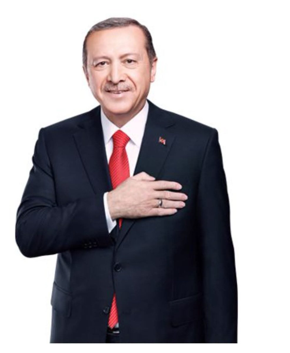 Kapatokyal42526's tweet photo. 💥Mursi'nin yol arkadaşlarından Asım Abdulmacid:
"Bu Anadolu kurdunu selamlamaktan başka bir şey yapamazsınız."
🔴 "Erdoğan, dört ülkenin Katar'ı işgal girişimine karşı koydu."
🔴 "Libya'nın doğusunu Hafter ve Wagner güçlerinden korudu."
🔴 "Azerbaycan topraklarını Ermeni Hristiyanlardan kurtardı."
🔴 "Yıllar önce Suriye'de Rus ordusunu aşağıladı."
🔴 "Beş milyon Suriyeliyi misafir etti. Bu, cumhurbaşkanlığı seçimini kaybetmesine neden oluyordu."
"Tüm başarıları bir araya getirdiğinizde ve bunların Müslümanların bölgemizdeki çöküş döneminde gerçekleştiğini hatırladığınızda, eğer akıl ve adalet sahibi biriyseniz, bu Anadolu kurdunu selamlamaktan başka bir şey yapamazsınız."