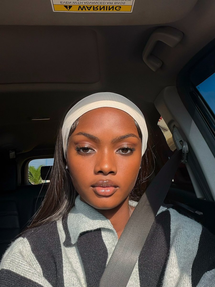 WBiamah82157's tweet photo. The queen that keeps raising the bar without making noise! Grace on grace, beauty with brains, elegance with purpose! 💎

EWURAMA X LUSH HAIR 
GOD IS WITH YOU OHENEBA 
OHENEMA IS CHOSEN 

#EwuramaaAnsahBiney
#MitterrandDennisOheneba
#RoyalEmeralds https://t.co/oGNoWR2xXd