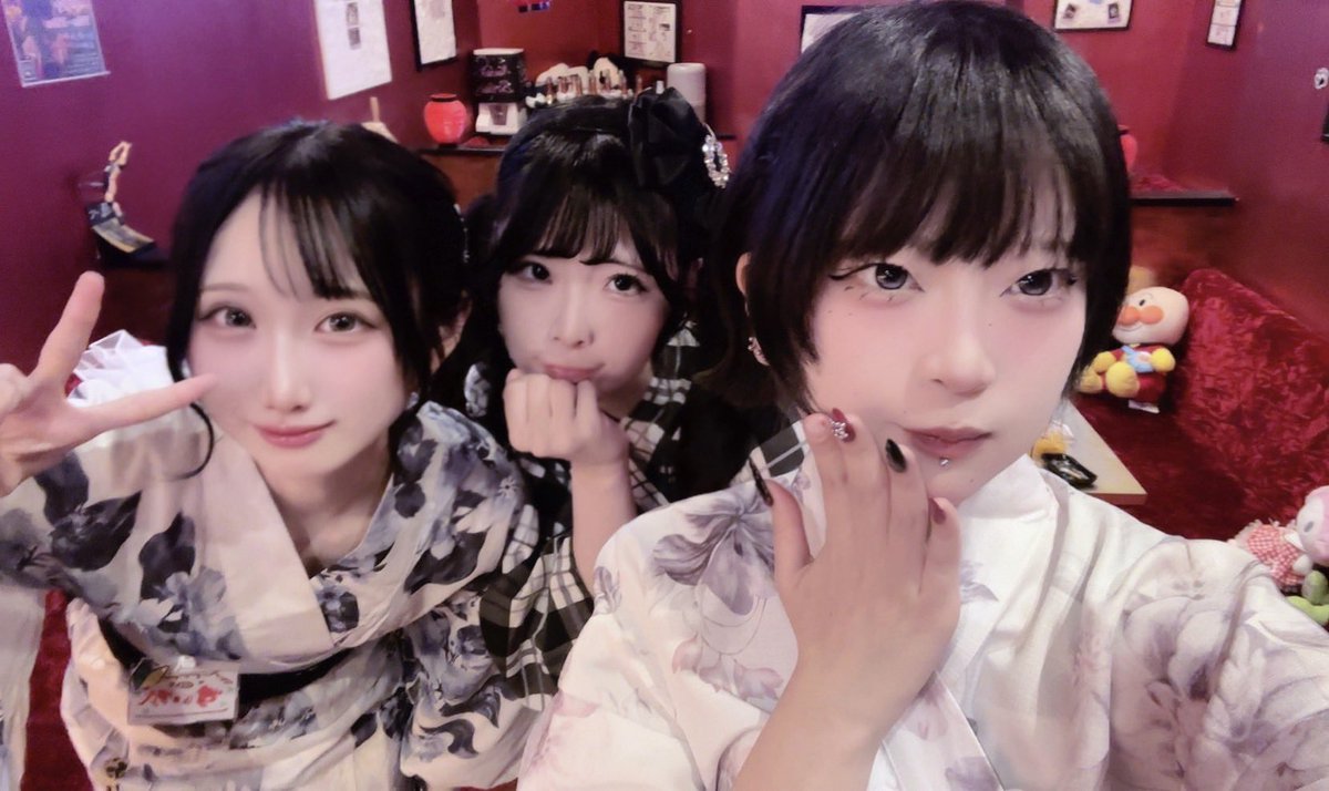 nekomimicafec4's tweet photo. 夏祭り🌻イベント
二日目オープンしております👍
本日出勤の女の子9人👘👘

るな@lunanyqn 
あい@ichigotabetaiko 
りん@mazimazi_rinc4 
りあ@ria_c4 
ゆき@c4__yuki 
すいか@suika___c4 
めろち@merochi_C4 
ねね@nene_nyan_c4 
のあ@c4nonoa 

#コンカフェ
#浴衣 https://t.co/k9ZDvptJMK