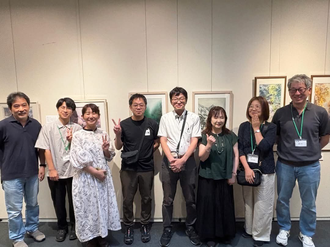 JWS23840072's tweet photo. 大丸藤井セントラルで開催された
日本透明水彩会 札幌展
盛況のうちに終了致しました✨
沢山のお客様にご高覧頂けて、お会いする事が出来、メンバー一同心より感謝申し上げます❣️
北海道の水彩を愛する方々との交流はとても貴重で感動的でした✨
ありがとうございました✨
#JWS #水彩 #透明水彩 https://t.co/g7hXX8rBIM