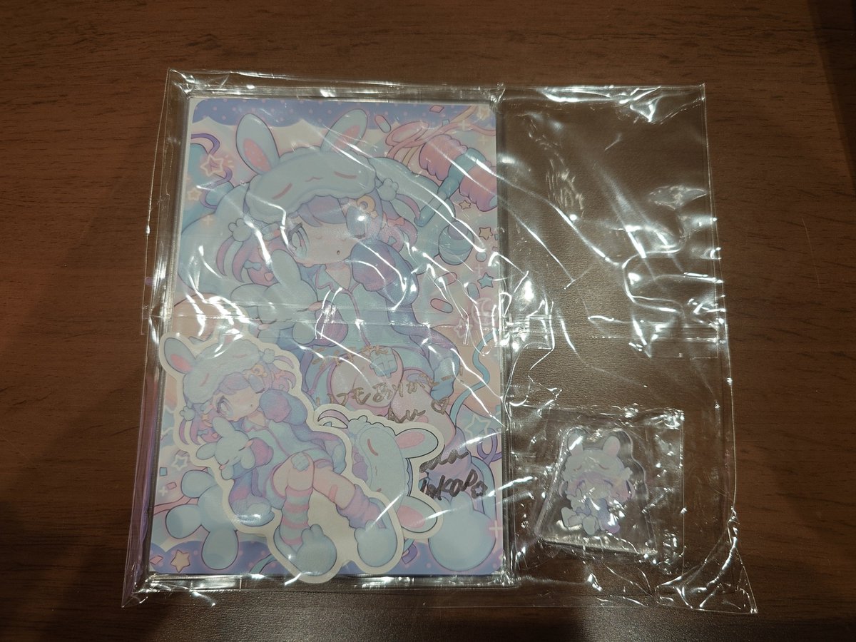 RAIA_mc's tweet photo. 無事グッズ届いた！
可愛い！
#前田ノカ https://t.co/1u4tLjNzZi