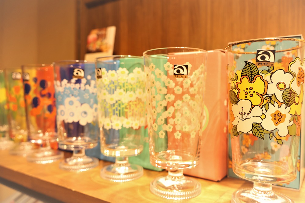 ikspiari_tw's tweet photo. 2F トレイダーズ・パッセージに、TokiiRo pop up shopが8/16（日）までの期間限定オープン！

カラフルなクレパス柄トケイや、おかしな文具雑貨、アデリアレトロアイテムなどを販売🌼

期間限定で、消しゴムバイキング&amp;クレパス柄トケイカスタマイズの2つのイベントも開催！
https://t.co/3HWcWtAZsT https://t.co/iqzE7MIGRL