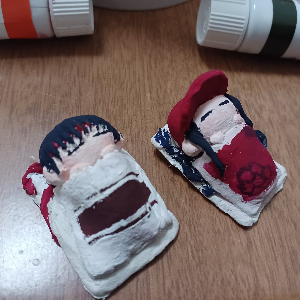 tapepest's tweet photo. 繋がれお粘土プリンスの絆 https://t.co/7UkZSWbSDv