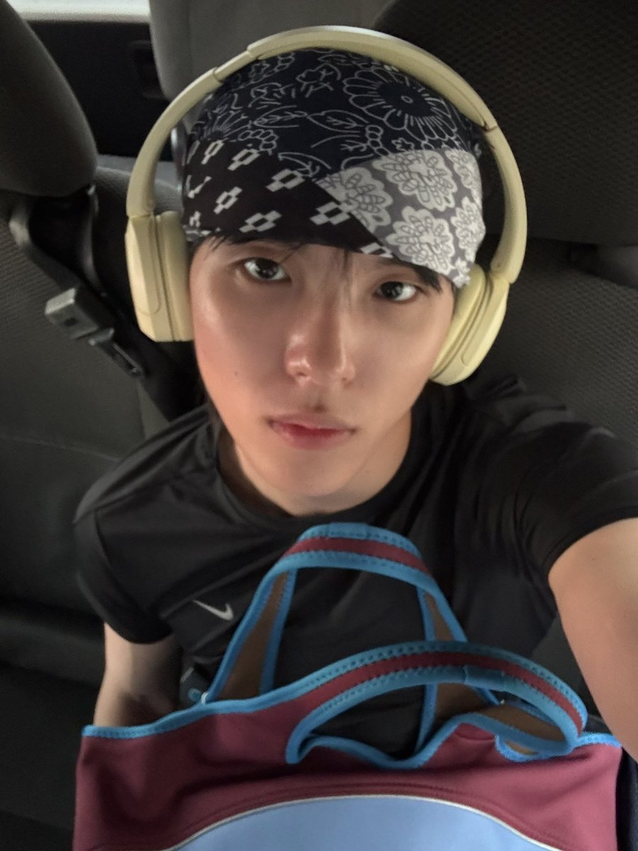 tananloh_'s tweet photo. ปะๆ #ส่งพอลโลไปเรียน กัน https://t.co/OCZEt6OThi