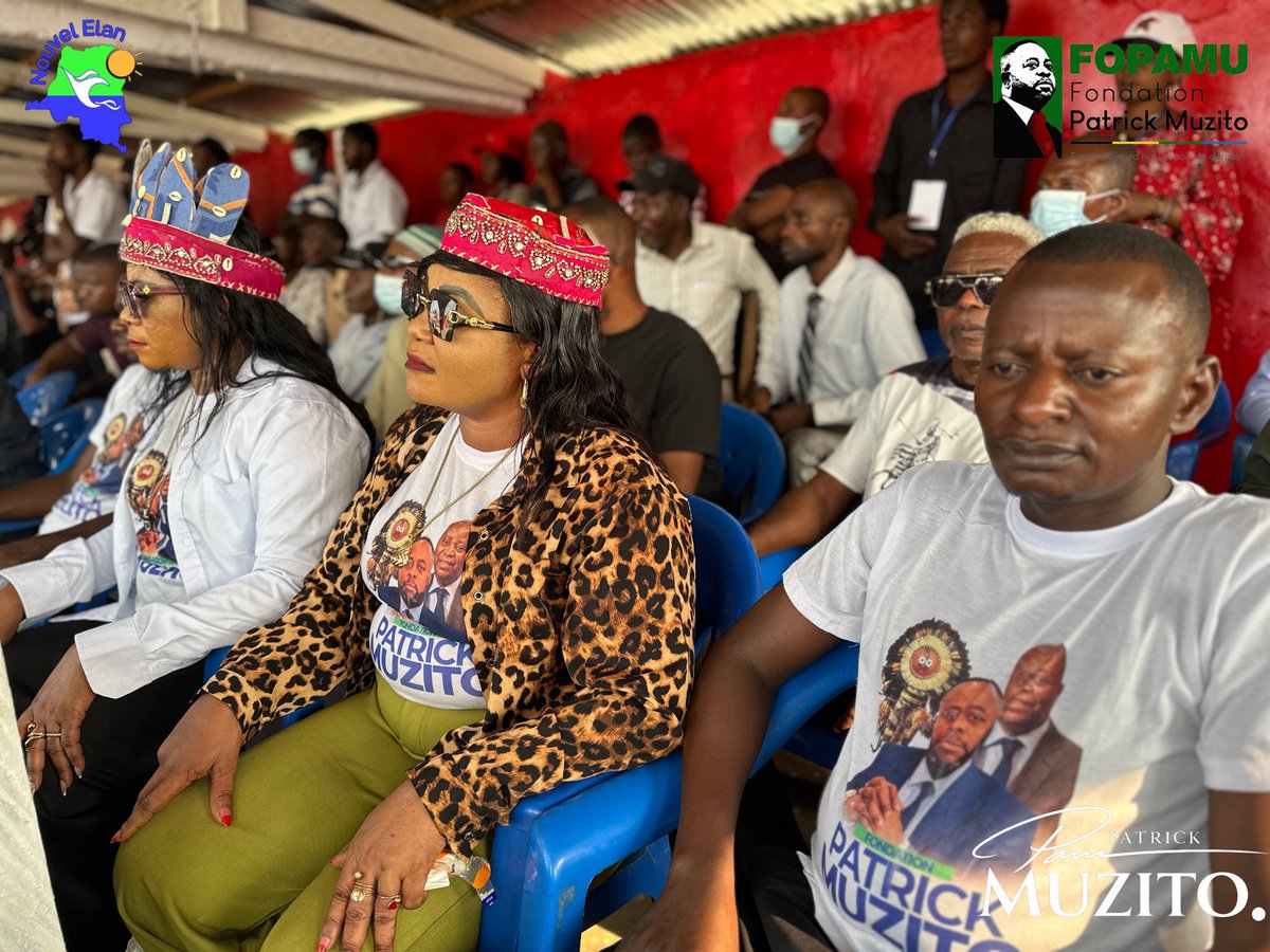 PatrickMuzito1's tweet photo. Deux jours de FESNAG et l’émotion ne faiblit pas ! 🎭🇨🇩

Le deuxième jour était tout simplement grandiose. Carnaval, danses traditionnelles, exposition de talents.
la culture congolaise s’est exprimée dans toute sa splendeur et sa diversité.

Patrick Muzito https://t.co/rrvat8tedt
