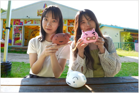 shinchan_awaji's tweet photo. 【旅の思い出に！世界にひとつだけの作品を🎨】

7/25（土）より
「シロ」「ぶりぶりざえもん」の色塗り体験がスタート✨

好きな色で自由に色付けして、
あなただけのオリジナル作品を作ろう♪

夏休みの思い出にもぴったりです🌻

https://t.co/eGzGSAjqB1
※素焼き色付けのみの体験可能　
※「のんびりのはら」エリアのアトラクション体験には別途チケットが必要です

#クレヨンしんちゃん
#クレヨンしんちゃんアドベンチャーパーク
#ニジゲンノモリ
#淡路島