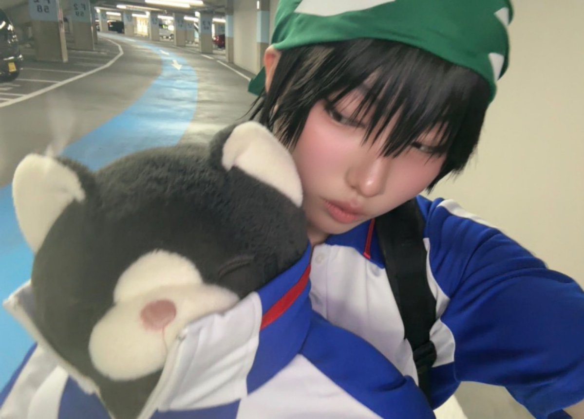 rex3043's tweet photo. これはｶﾙﾋﾟﾝ(代理)を見つめるﾏﾑｯｼｰ🐱🐍
#アコスタみずほPayPayドーム福岡 https://t.co/RFEISyRBYV
