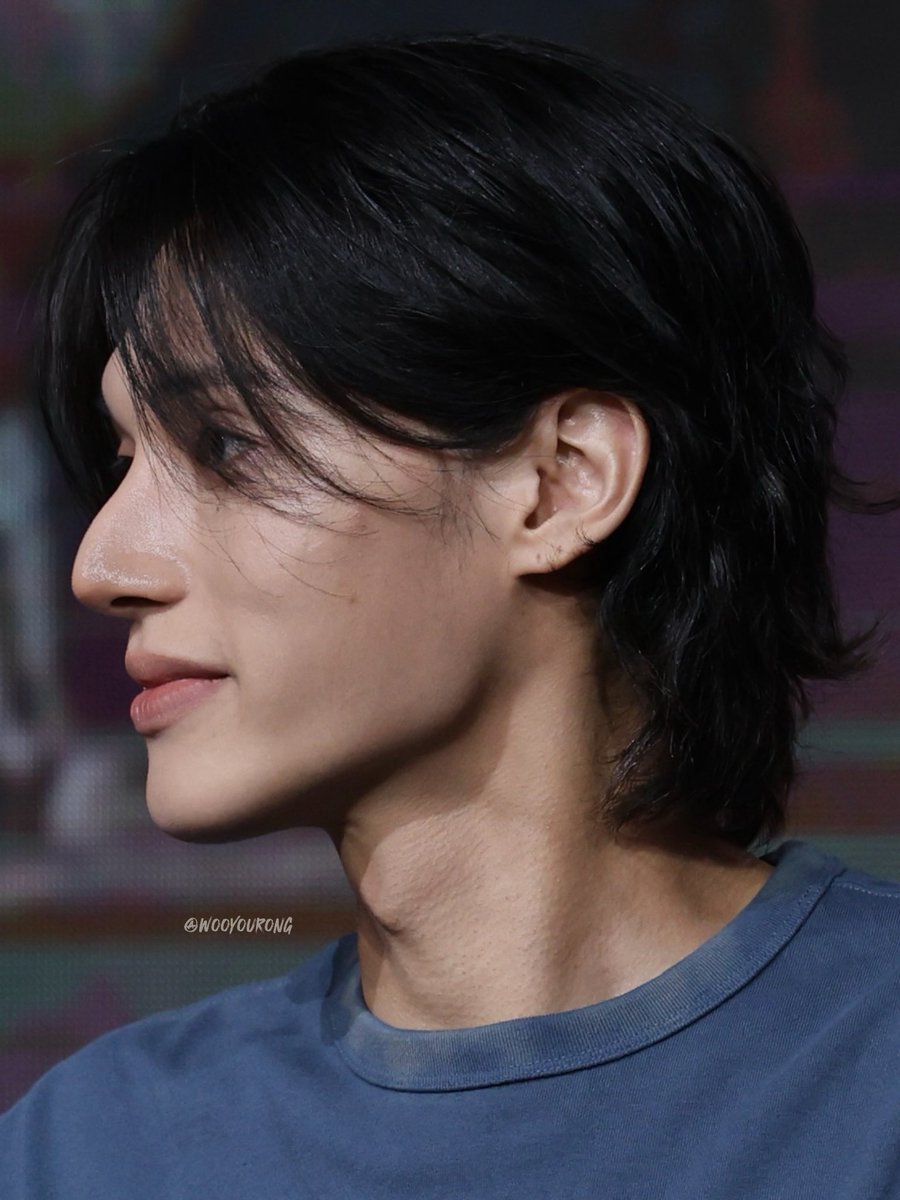 chromewy's tweet photo. side profile perfection https://t.co/gIIh2GhwJn