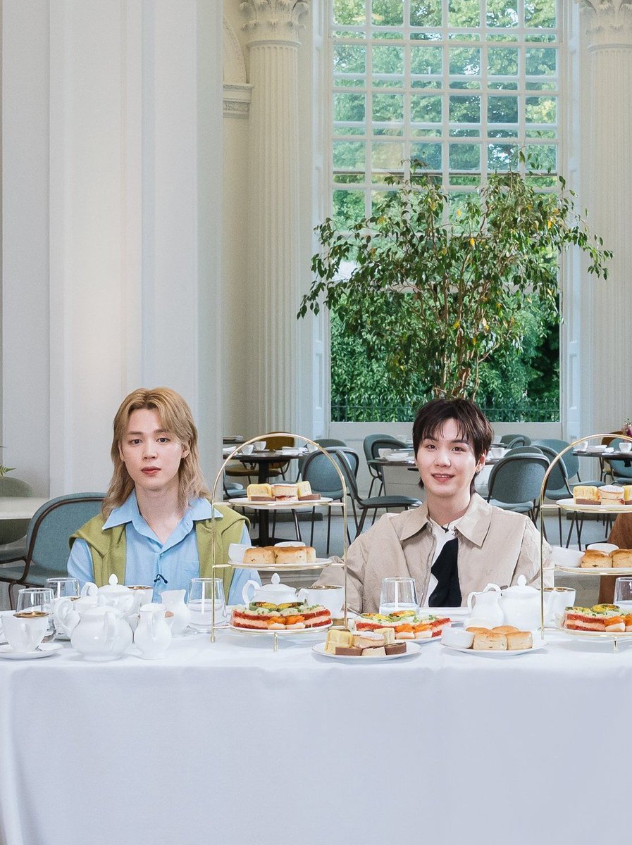 darlingsujim's tweet photo. they look so soft here 🥺 https://t.co/Qe2n0Odu65