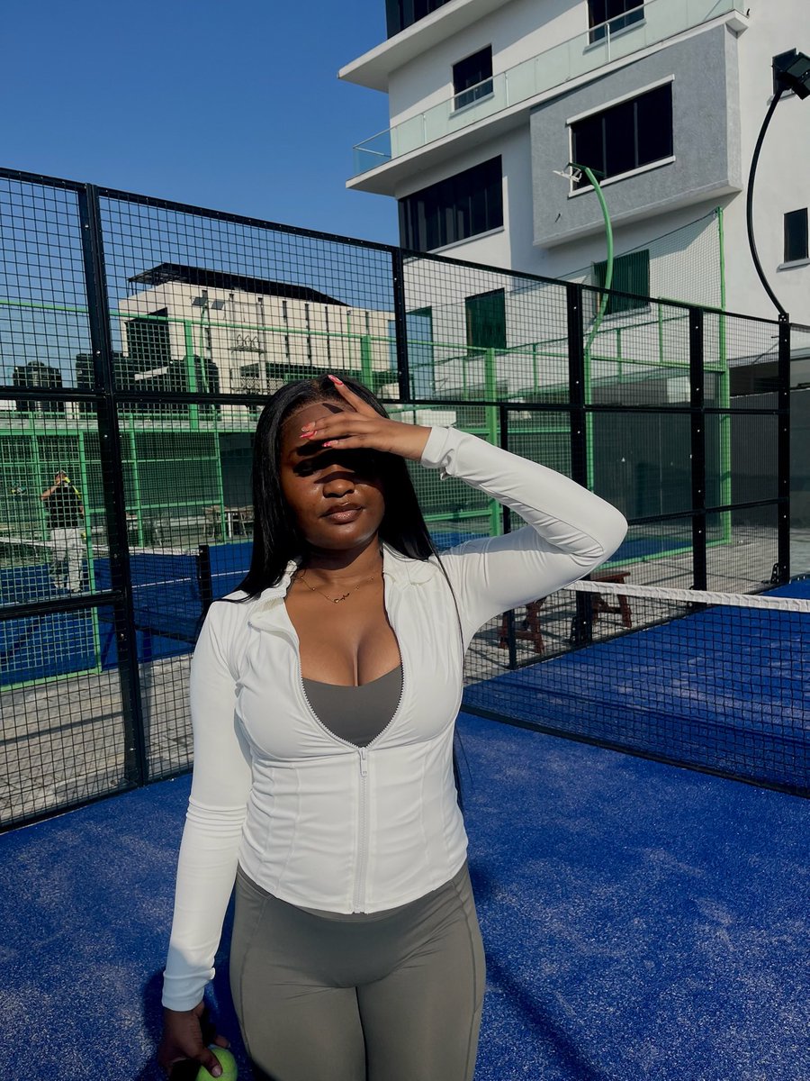 PlayPadel_Ikoyi's tweet photo. The best shots aren’t always the hardest. Sometimes they’re the ones that make everyone smile.
#PadelMoments #PlaySports #PadelFun #LoveTheGame #GameDay #LagosSports #SeeYouOnCourt https://t.co/9TrLDcp4MF