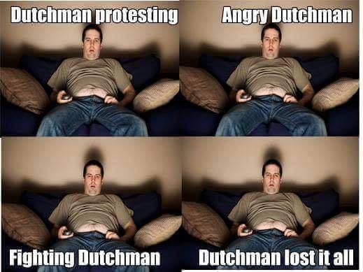 Flick1_'s tweet photo. Dagelijks zie ik hier op 𝕏 veel onvrede over dit radicaal-linkse kabinet voorbij komen, van boeren, werkenden, gepensioneerden, politici en arbeidsongeschikten.

Maar (bijna) niemand vertaalt die onvrede in protest.

Een grote bek achter het hek online, en vervolgens met de dikke kont op de bank zitten vreten als varkens en niets doen.

Vanaf maandag a.s. zijn het wederom de boeren die de kar gaan trekken, omdat radicaal-links hun inkomen en bestaan wil afpakken.

U snapt dondersgoed wat Das Vierte Reich met de grond die ze van de boeren willen afpakken, gaat doen.

Blijft iedereen met zijn popcorn op de bank zitten vreten, schouderophalend, Kassie Kijkend, want het is toch uw pakkie-an niet?

Of zegt Nederland nee tegen het massa-immigratie- c.q. klimaatwaanzinbeleid van Das Vierte Reich?

Het wordt de hoogste tijd dat u van die luie bank afkomt!

    Genoeg is nou eenmaal genoeg!