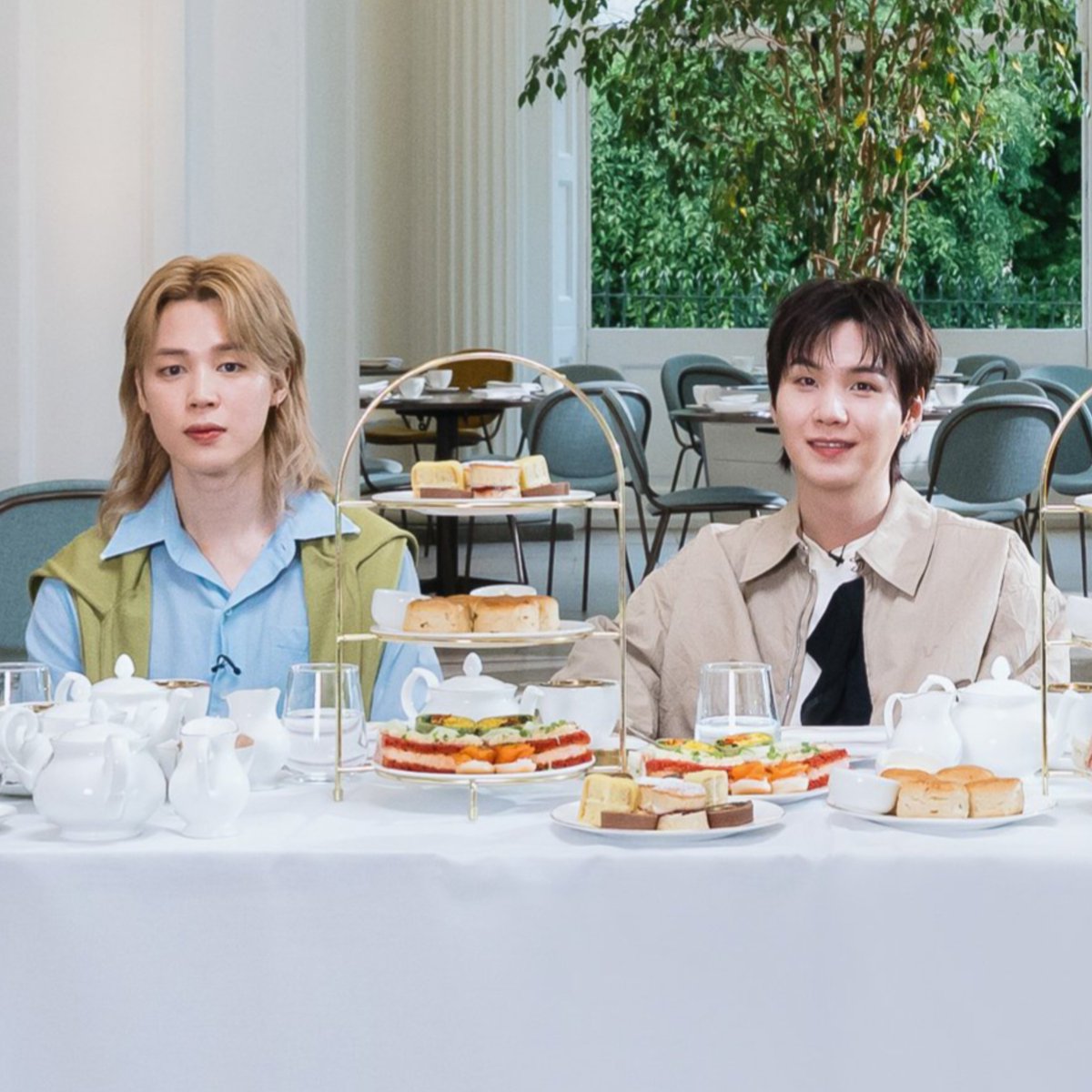 detailsofym's tweet photo. Yoonmin on Capital Show https://t.co/BtRBbesdET