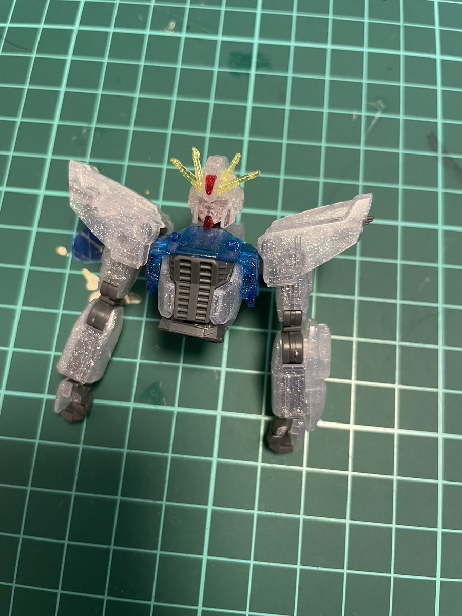 hJvY6l1hxW56209's tweet photo. #ガンプラ #F91
腕部完成
クリアパーツのいいところは内部フレーム的なものが透けてて、MS感が高まることだと考えてる
だから腕部分はいい感じなんだけど、内部構造がない肩部はしょっぱい https://t.co/1Ltfb36uux