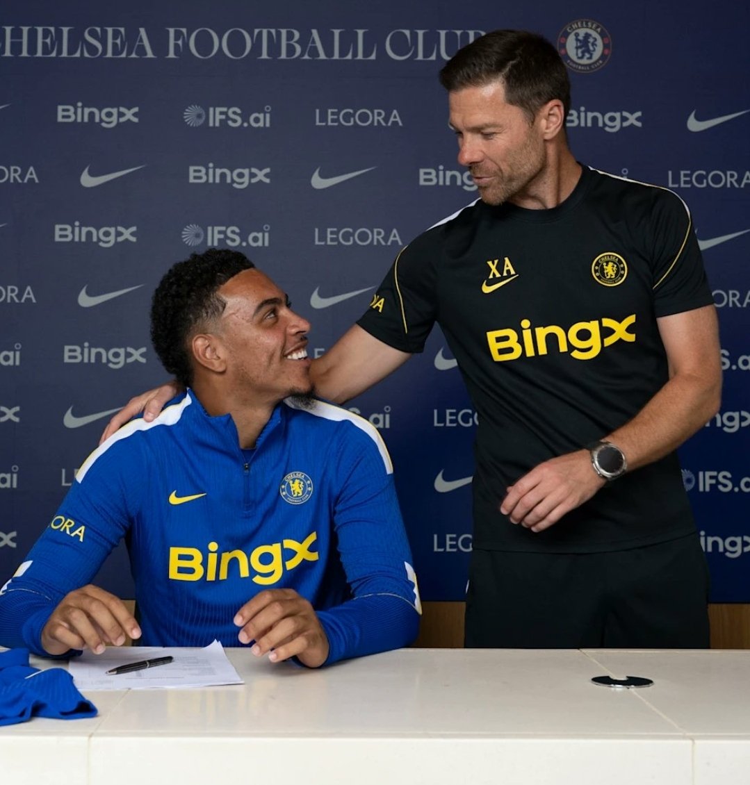 Blue_Footy's tweet photo. ‼️ Regardless of what formation new manager Xabi Alonso settles on, expect Rogers to spend a lot of time operating in that left pocket — which raises the immediate question of what happens to Enzo Fernandez.

~ @liam_twomey | @Conor0Neill_ https://t.co/IFK5DYdmuZ