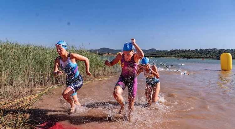 triatlonchannel's tweet photo. Medallistas europeos en los @TRIATLONSP  Nacionales de Tri y Du Cross y Acuatlon https://t.co/MOg8laSr3v https://t.co/K3p0ykkbQv