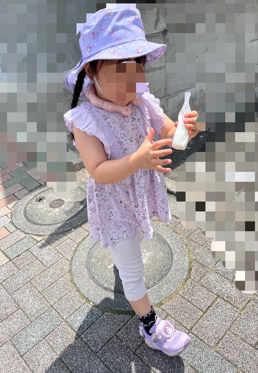 anosuuuuke's tweet photo. お行儀は悪いんだけど、日中、家出る時パピコを食べながら出かけています☀️熱中症対策 https://t.co/kQi11tZWsN
