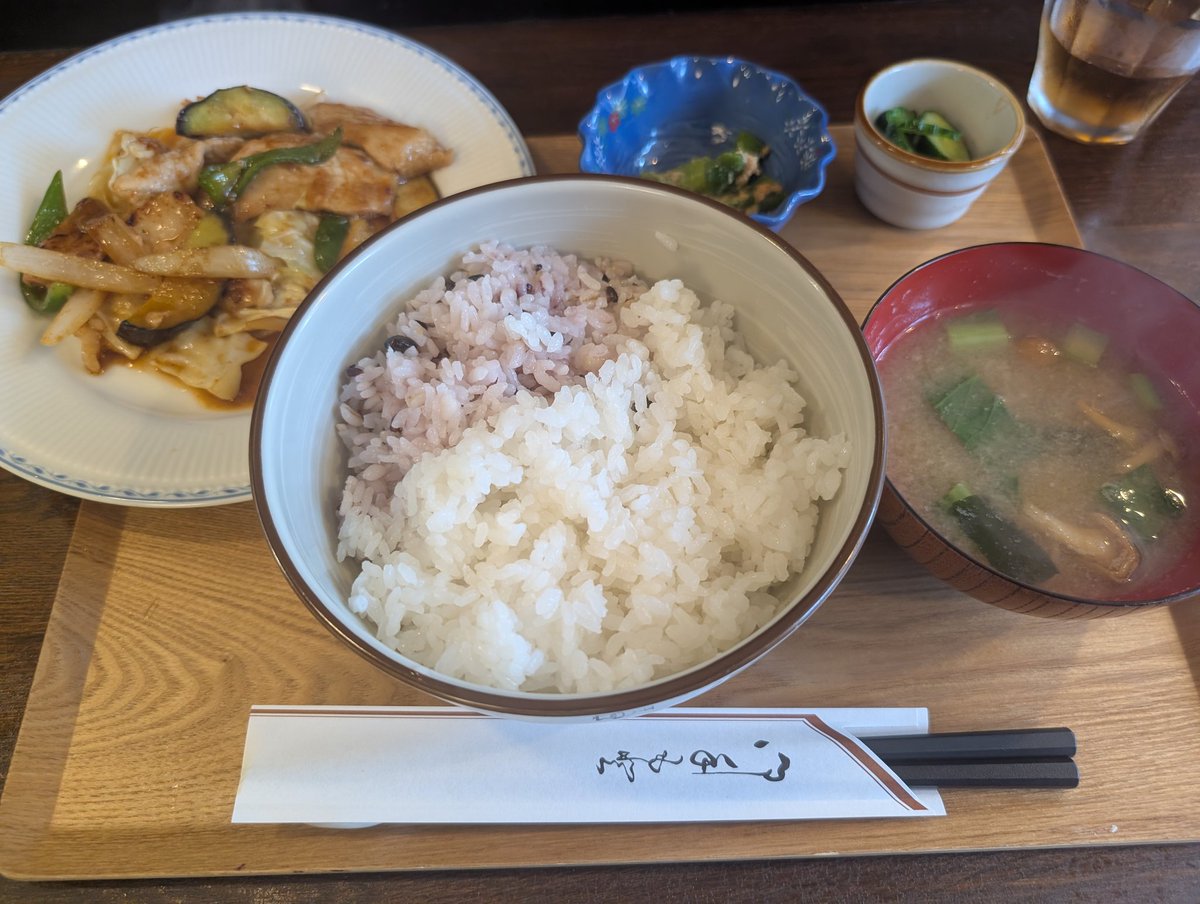 rikuto_namba's tweet photo. 本日から日曜日まで！
東中野RAFTにて朗読会です
今日は私の出演はありませんが、皆の朗読を聞けるのが楽しみです

そして、久々に深草食堂さんでスタミナ焼きいただいてきました！
一年以上ぶりなのに覚えててくれたのありがたい…
いつもながら美味しくほっとするお味でした！
ご観劇の折にぜひ！ https://t.co/QQNsTZychj