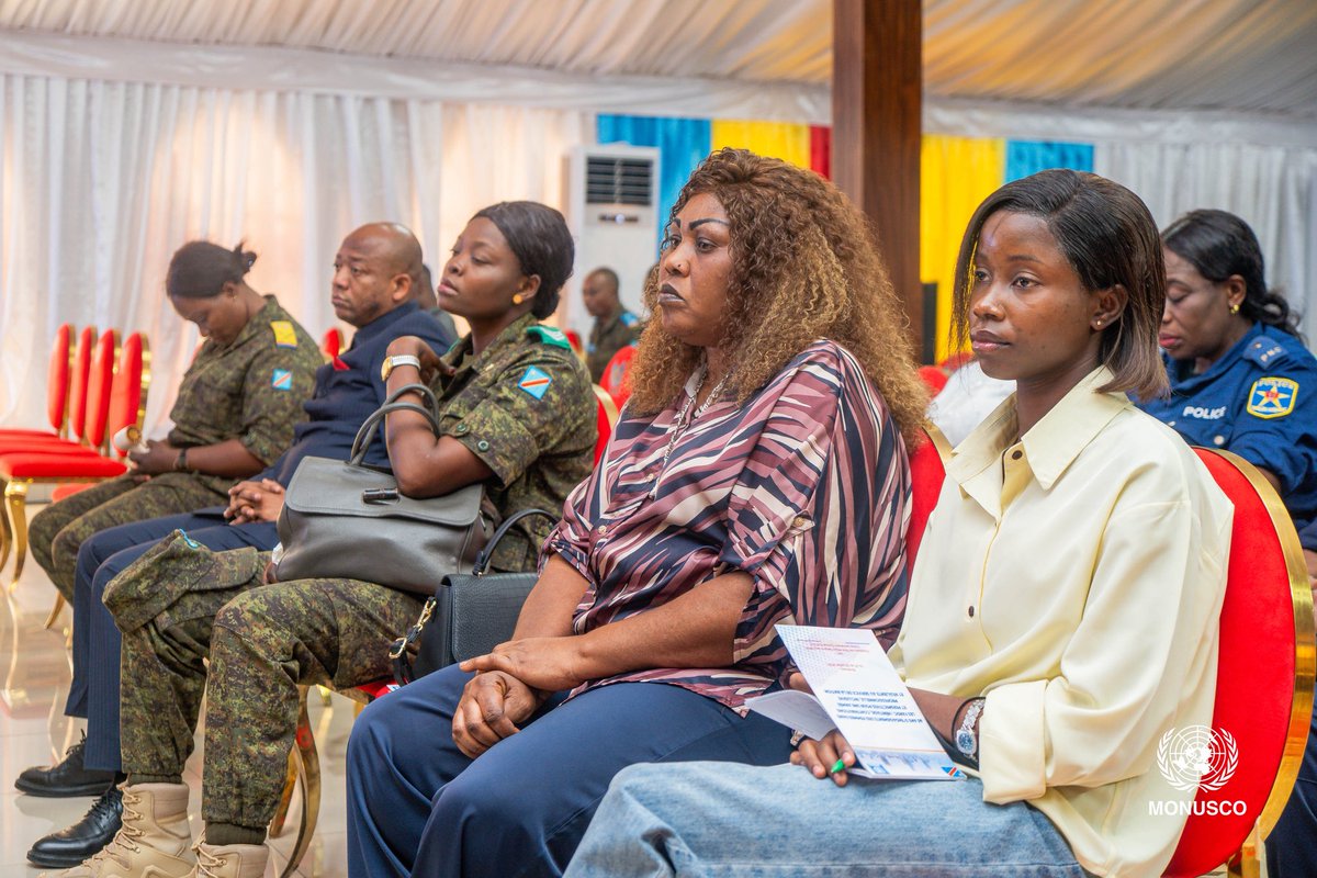 CeceMaloka2's tweet photo. Heureuse d’avoir représenté @afiamama à la conférence des 60 ans de l’engagement des femmes dans les FARDC. Une expérience qui renforce mon engagement pour l’Agenda Femmes, Paix et Sécurité.@annytenga 

#FemmesPaixSécurité #AFIAMAMA #FARDC #Résolution1325 #Résolution2250 https://t.co/SkHlnNXDGz