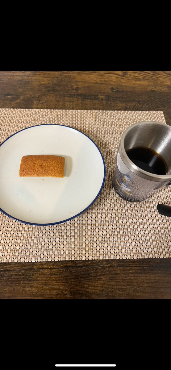 kusanoman's tweet photo. フィナンシェは外でストーンしたい時には持ち運びやすいですし、味も美味いからカフェで友達と一緒の時にでも食べて貰えたら嬉しいよ🤝
今キャンペーン中だからこの機会に試しチャイナ🐼

#kusanocafe https://t.co/ulIdGltkaz