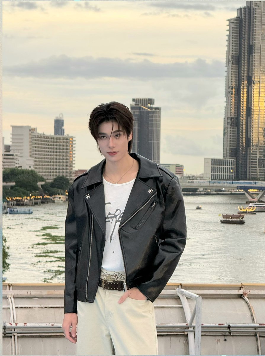 kkwealin's tweet photo. จริงจริง ภูวิน คือพื้นฐานความดิบ คือ พี่ตั้ง อยู่อย่างงั้น กร้าวใจมัมหมีสุดสุด..
#phuwintang https://t.co/r8JjekP84f