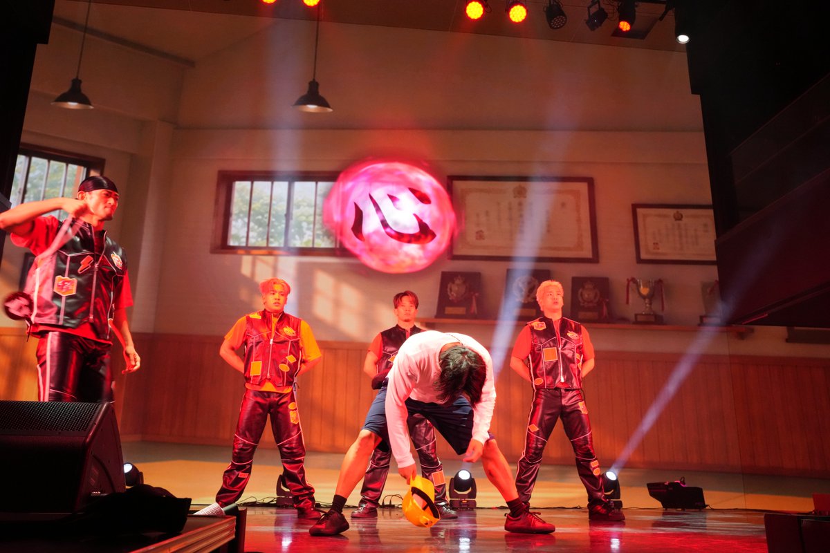 crazymuscle_jp's tweet photo. 【CRAZY FRAME #02】
大道具は、マッチョたち。
《開催中!》7/23(木)〜26(日)全10公演
日本最大級の筋肉エンターテインメントショー
鍛え抜かれた肉体だけで組み上げる、前代未聞の筋肉ミュージカル。
🎫チケット発売中(ドリンク飲み放題付)
プロフィールのリンクから @crazymuscle_jp
@takapon_jp