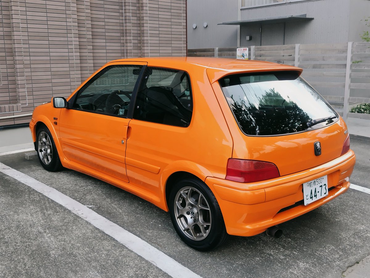 Reckles503's tweet photo. 帰宅したので改めて！

納車されました！

PEUGEOT 106 S16 98年式

4時間運転しましたが、信じられないくらい音が良くてひたすら気持ちよくなってます。
ラテン生まれのテンロクNA、想像以上の代物でした。

既に擬人化も描いてるので、クルマ共々そちらもよろしくお願いいたします🙇‍♂️ https://t.co/Nz1Fa1rM11