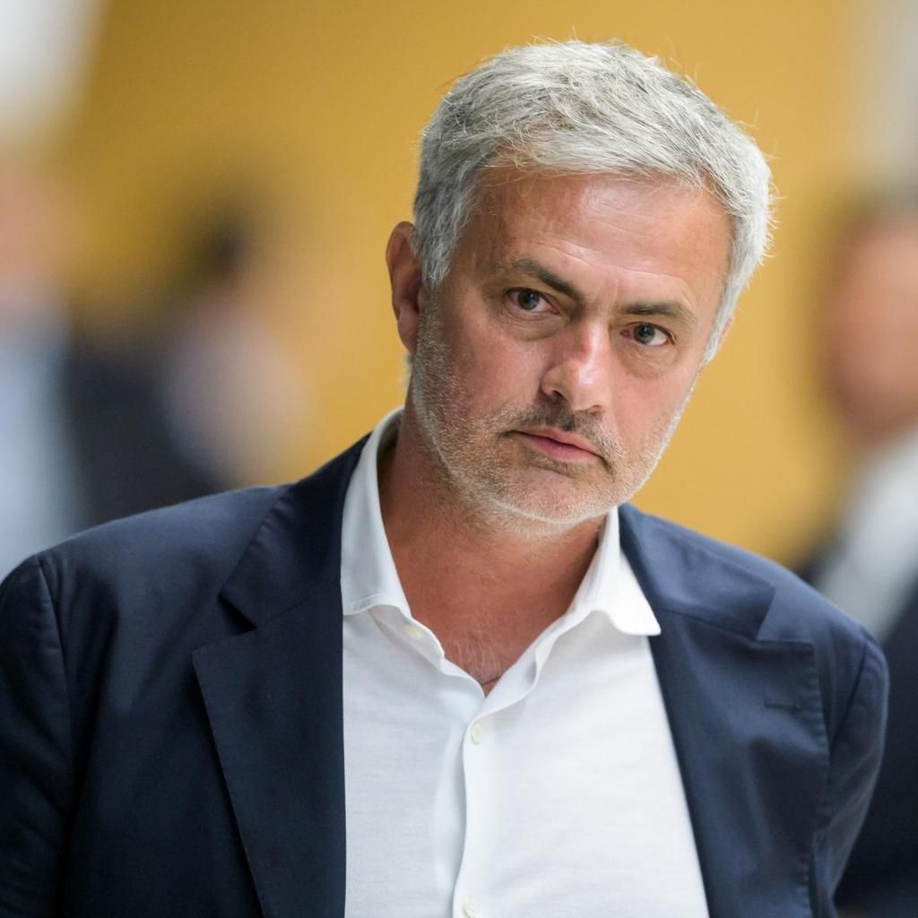 theMadridZone's tweet photo. 🚨💣 BREAKING: José Mourinho has told Florentino Pérez that he SHOULD SIGN RODRI!

He told him HE WANTS RODRI NO MATTER WHAT. @RadioMARCA https://t.co/MkJWNc7yxW
