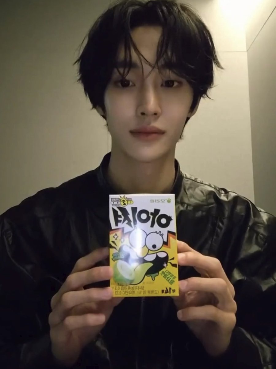 1bbinstar's tweet photo. 아 https://t.co/FzdKl1WUiq