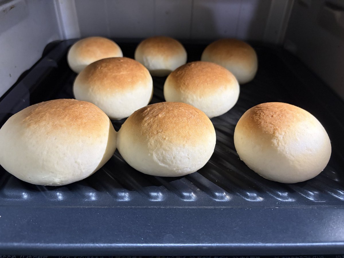 chamiko_322's tweet photo. 焼けた焼けた🍞🍞🍞 https://t.co/T9OAMvU774