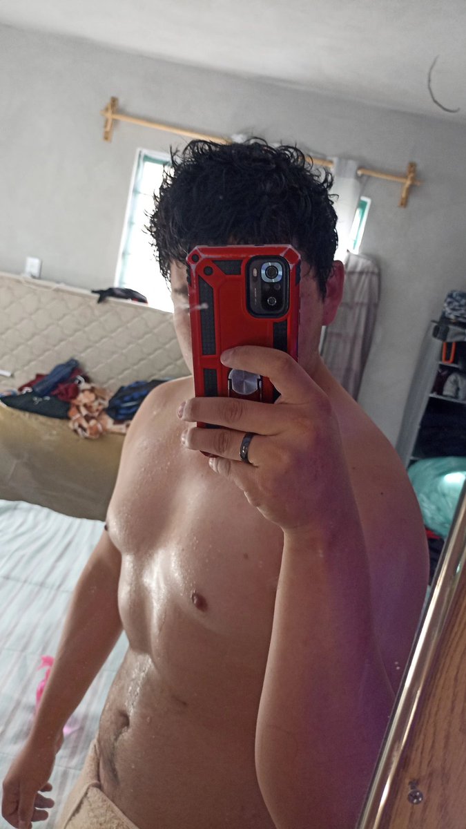 2009N26092's tweet photo. Un bañito para iniciar bien 🫣 https://t.co/SKr0tfWlvA