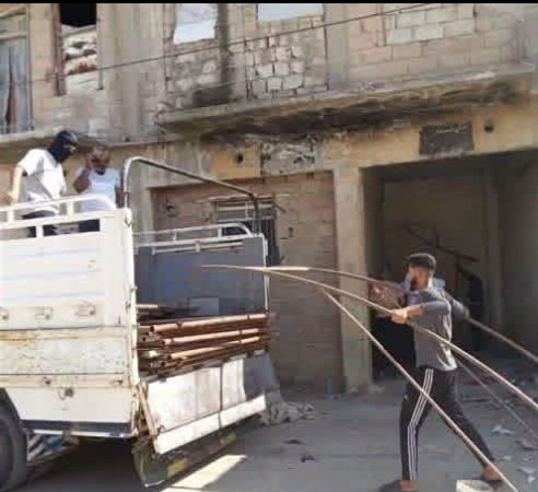 zajil601's tweet photo. #الحسكة :
نصب خيمة الحرب في اليعربية والمطالبة بحل ميليشيا قسد وإنهاء وجودها في محافظة الحسكة، معتبرين أن ذلك يمثل أحد مطالبهم الرئيسية. https://t.co/9S06frLfu5