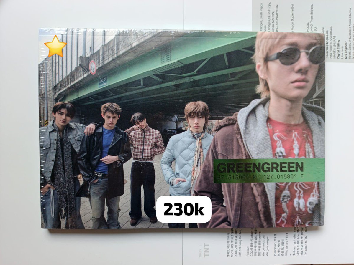 opalinelight's tweet photo. – WTS CORTIS ALBUM &amp; PHOTOCARD –

📍Tangerang
⭐ Sealed
✅ Ready ina (kamar) 
❌ Exc pack 5k &amp; adm
📌 Condi for SERIOUS BUYER ONLY

tag. wts pc cortis martin james juhoon seonghyeon keonho album greengreen bridge ver pob weverse  release party https://t.co/X1AS9nO3kh