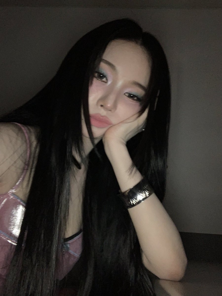 aespapic's tweet photo. 💙💭 https://t.co/gcY2eDx0hZ