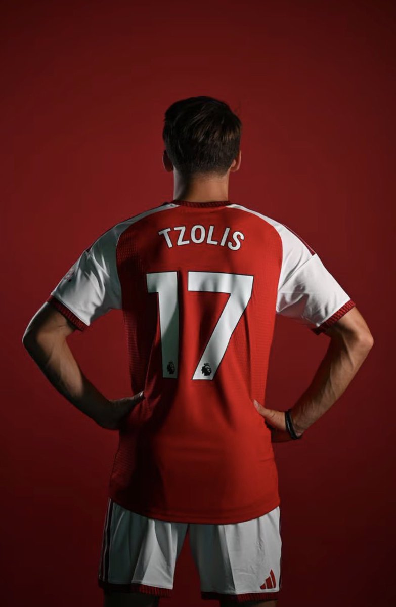 Christos_tzoli's tweet photo. Proud Gunner❤️ https://t.co/qoZqy26VM8