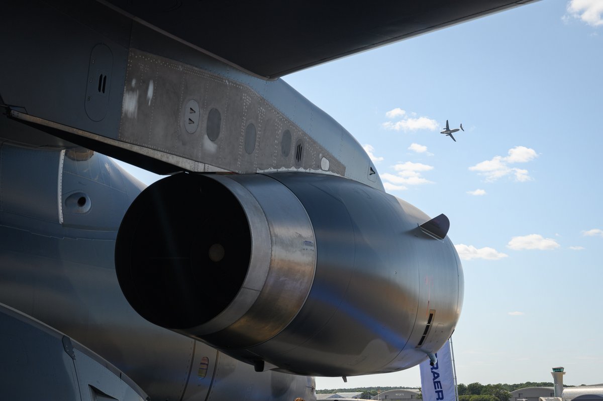 Embraer tweet media