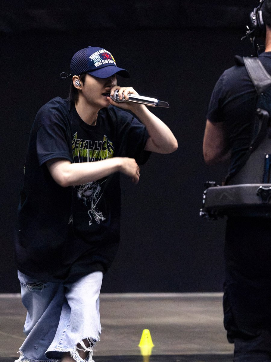 geminis_sdl's tweet photo. Min Yoongi + Gorra = Mi mayor debilidad. Intenten convencerme de lo contrario (spoiler: no van a poder). 🧢🤌✨ #SUGA

Yoongi pera el medio tiempo de la FIFA https://t.co/t6OMWMo3kV