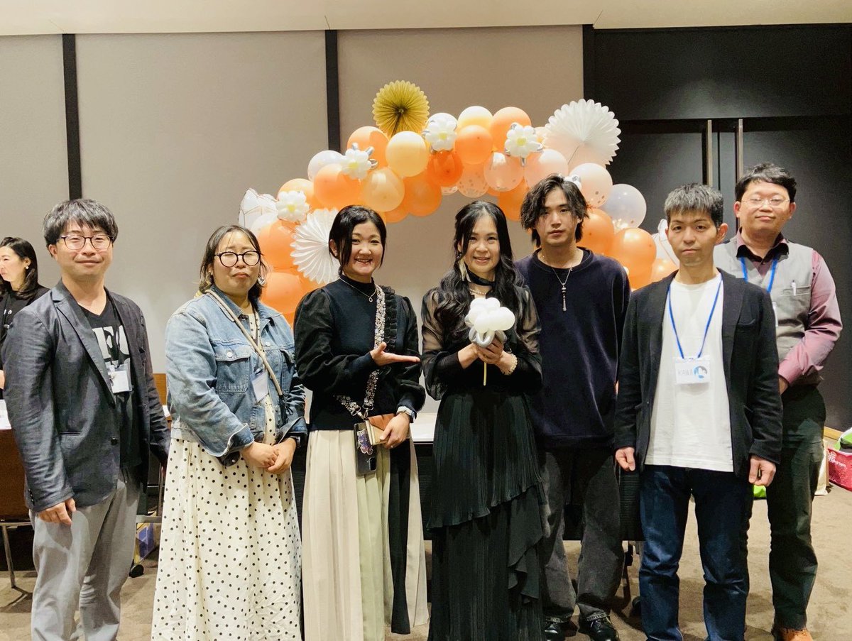 4_932_'s tweet photo. 内田裕士塾長鳥取講演会から5か月。

あっという間だったような、もしや夢だった！？と思うような、不思議な感覚です🌿

私にとって、人生で初めての大きな挑戦をやり遂げた日であり、新しいご縁や、これからの楽しみが増えた日でもありました。

改めて、うっちー、敏腕秘書の円田さん、ご来場くださった皆さん、クラファンをはじめ応援・ご協力くださった皆さん、そして講演会に関わってくださったすべての皆さん、本当にありがとうございました✨✨

これからも、一つひとつのご縁を大切にしていきたいと思います(*´∀｀*)
