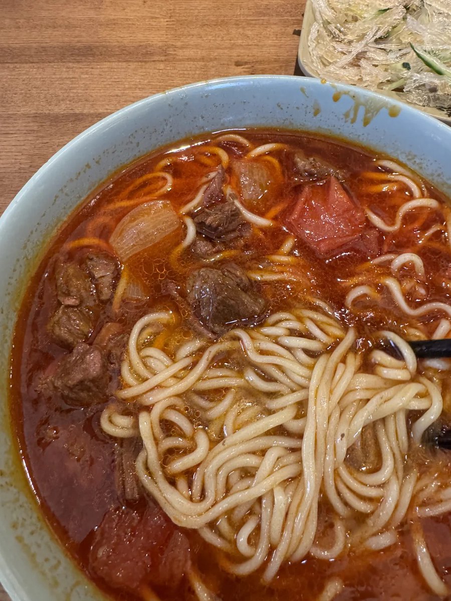 rspence2011's tweet photo. Just discovered the most amazing hidden ramen spot in downtown—rich broth, springy noodles, and perfectly marinated soft-boiled egg hit different on a rainy Tuesday. 10/10 would slurp again!， https://t.co/T666QqYdan