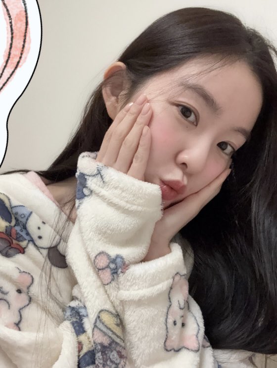 renewba3's tweet photo. 뭐랄까^^ 린님이 너무 좋은^^ 하루네요~~~ https://t.co/DucKv75Fk5
