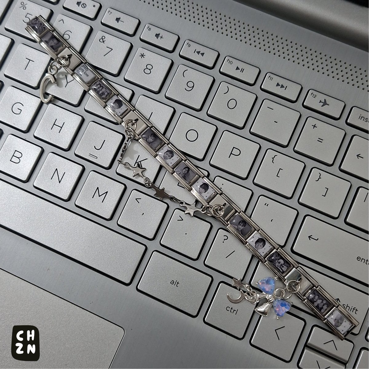 Ankkcg's tweet photo. @charmedzone Preview ✨️💐
Italiam charm bracelet cortis, lngshot, ald1, svt, bonedo, tws, mark, jnjm, haechan, bts, F1, Thai version https://t.co/Erbu9YBsVD