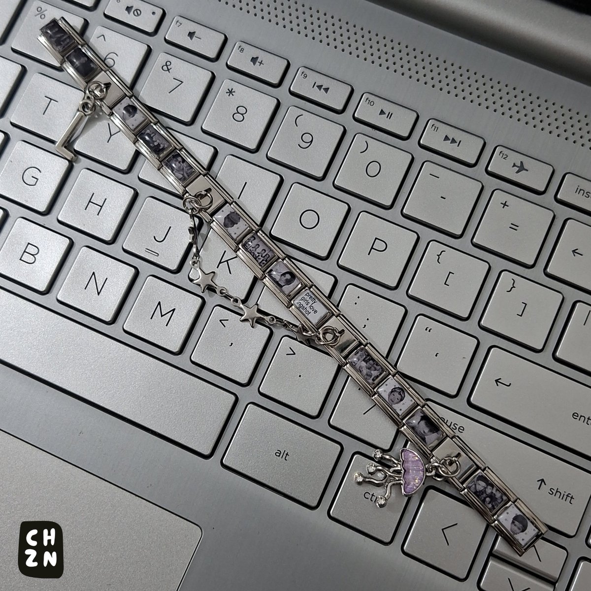 Ankkcg's tweet photo. @charmedzone Preview ✨️💐
Italiam charm bracelet cortis, lngshot, ald1, svt, bonedo, tws, mark, jnjm, haechan, bts, F1, Thai version https://t.co/Erbu9YBsVD