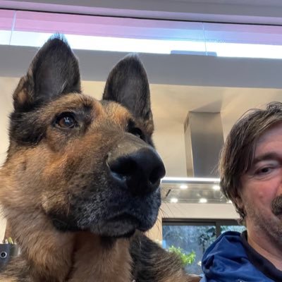galvanochoa's tweet photo. 🔴 Twiteratti

Ayer fue el #DíaMundialDelPerro y como se me pasó, sólo me queda decir que todos los días son suyos, que todos los perros son amorosos y fieles por naturaleza y que quienes los maltratan o les desean un mal se merecen un lugar especial en el infierno.

Gabriel Guerra C @gabrielguerrac

✍️ https://t.co/bSLs65Suhu